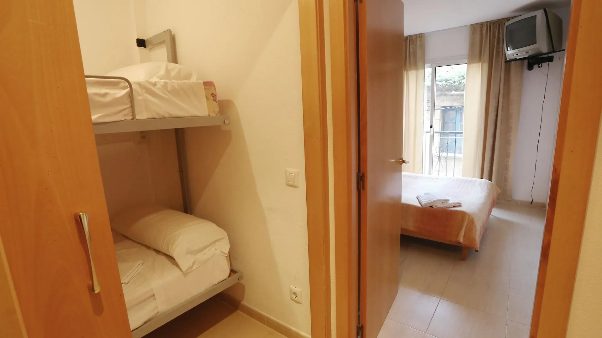Royal Inn Aparthotel Lloret de Mar