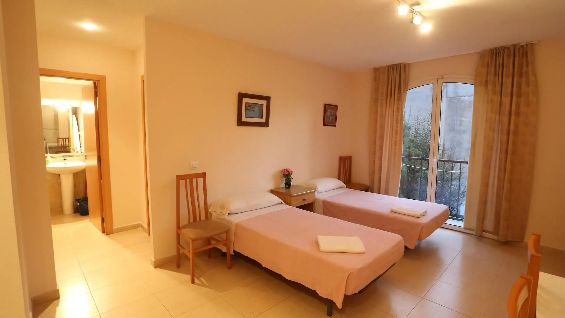 Royal Inn Aparthotel Lloret de Mar