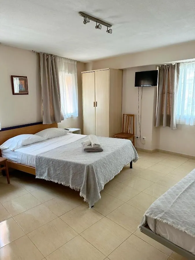 Royal Inn Aparthotel Lloret de Mar