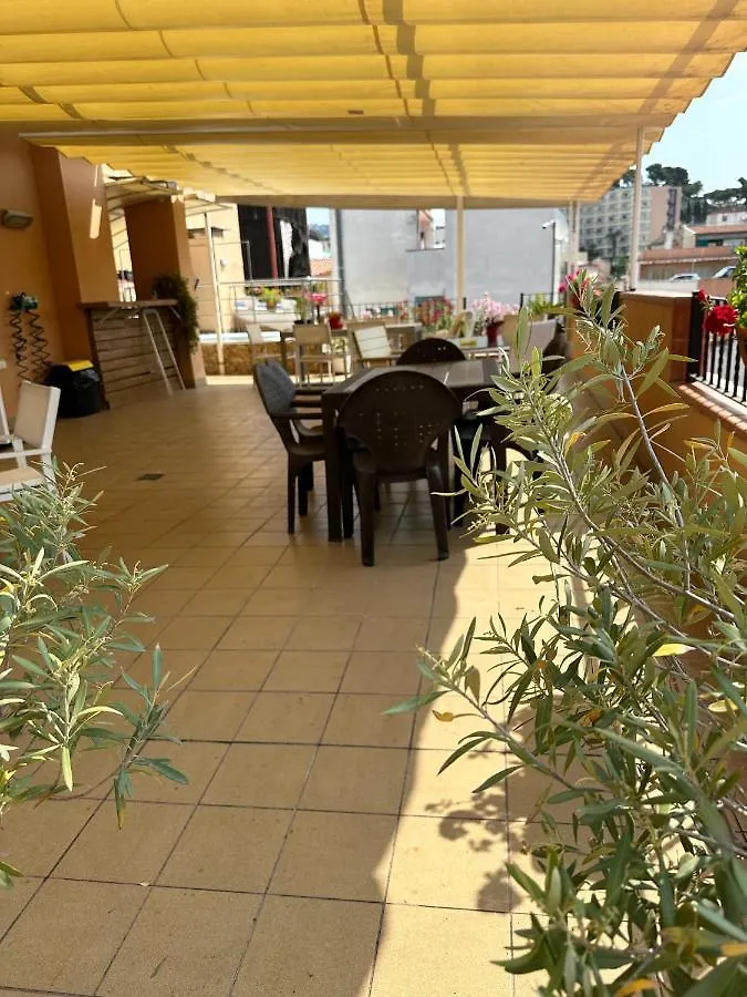 Royal Inn Aparthotel Lloret de Mar