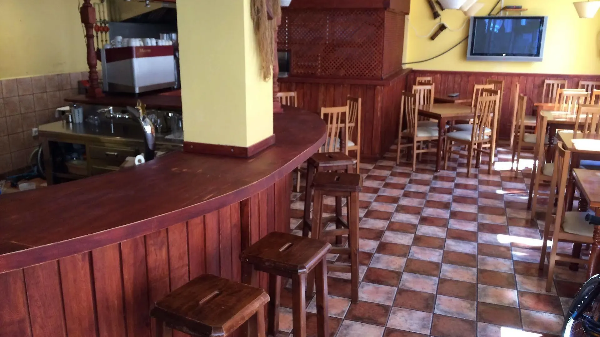 **  Royal Inn Aparthotel Lloret de Mar Spain