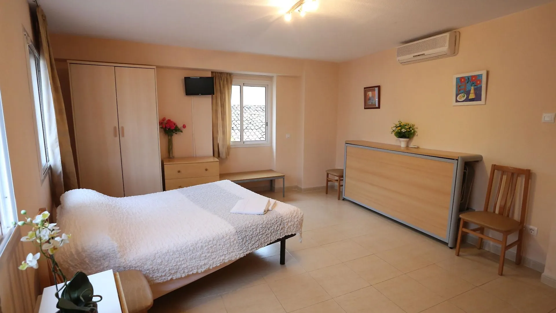 Royal Inn Aparthotel Lloret de Mar